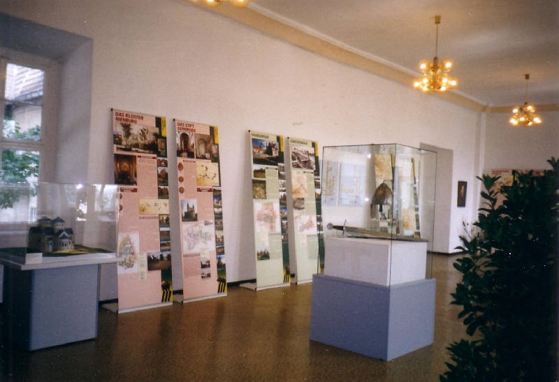 2002-08-23_20_Askanierausstellung.jpg