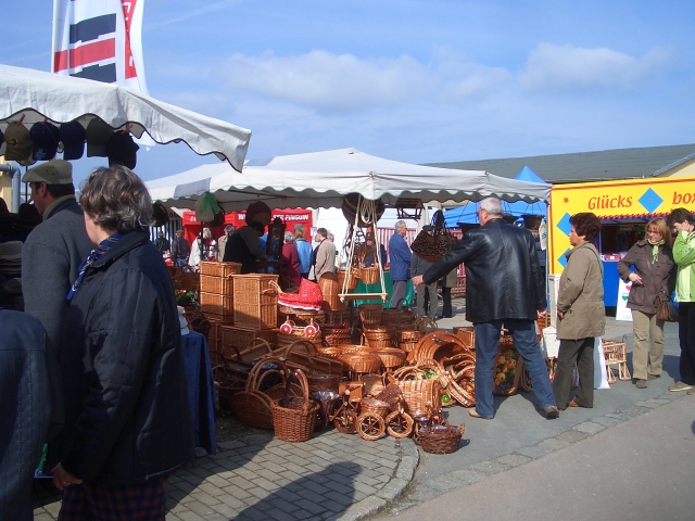 2008-04-05_Bauernmarkt_02.jpg