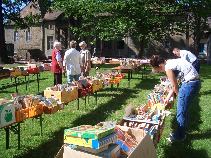 2012-06-23_buechermarkt_015.jpg